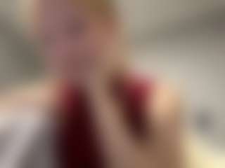 Live cam show with SandraAllamong - Dirty Talk on Hubzter Live