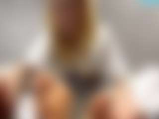 SandraAllamong's Live Sex Cam Show