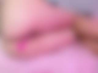 Live cam show with katemmoss - Pegging on Camsoda