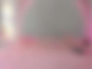 Live cam show with katemmoss - Smoke on Mixed Magazine Live