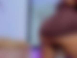 Live cam show with Lilicameron - Grandes Tetas on alttransgirls