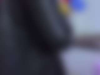 Live cam show with Lilicameron - Young Adult on livesuperchat.net