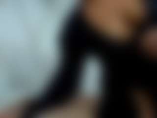 Live cam show with Lilicameron - Oil on Camsoda