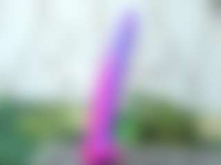 Live cam show with Lilicameron - Black Squirt on boobsie.com