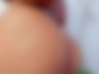 Live cam show with Lilicameron - Ebony on CamClone | colombia