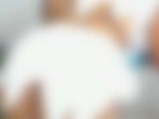 Live cam show with Lilicameron - Brown Eyes Toys on eurowanks.com