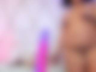 Live cam show with Lilicameron - Grandes Tetas on Milfs Live