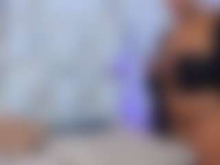 Live cam show with Lilicameron - Grandes Tetas on mypornchat.com
