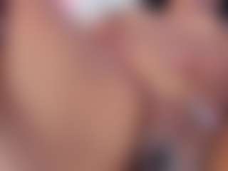Live cam show with Lilicameron - Grandes Tetas on slutload
