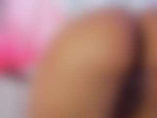 Live cam show with Lilicameron - Ebony Squirt on sexytreat.net