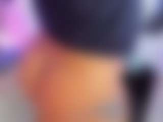 Show de câmera ao vivo com Lilicameron - Colombia Young Adult no Camsoda