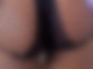 Live cam show with Lilicameron - Double Penetration on livesuperchat.net