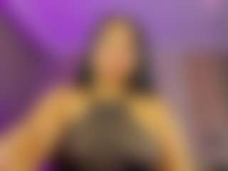 luccia-smith's Live Sex Cam Show