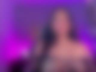 luccia-smith's Live Sex Cam Show