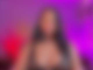 luccia-smith's Live Sex Cam Show