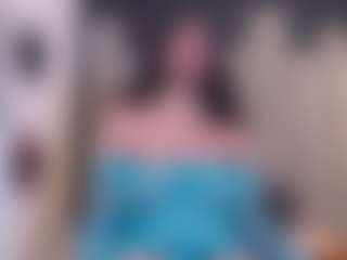 Live cam show with Misrooss - Smoking on crypto-cams