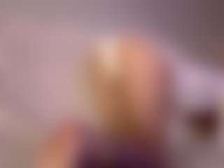 Live cam show with Kate - Blue Eyes on TeamSkeetLive
