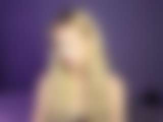 Live cam show with Kate - Genital Piercings on madthumbs