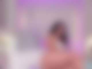 ElaReyy's Live Sex Cam Show