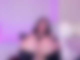 ElaReyy's Live Sex Cam Show