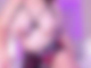 ElaReyy's Live Sex Cam Show