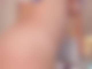 Live cam show with ElaReyy - Double Penetration on Camversity
