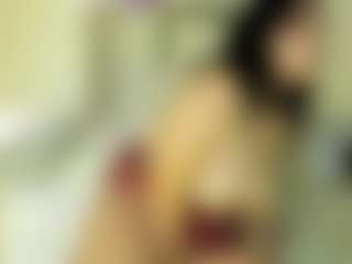 ElaReyy's Live Sex Cam Show