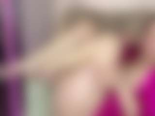 LucyWillow's Live Sex Cam Show