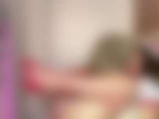 LucyWillow's Live Sex Cam Show