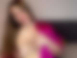 LucyWillow's Live Sex Cam Show