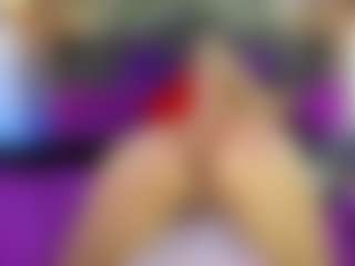 Show live cam dengan SoftDesiree - Thin di Camsoda