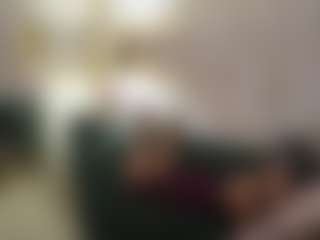 Live cam show with AnettaKiss - Eating Pussy on AdultVida.com