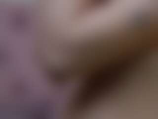 CarinaFoxy's Live Sex Cam Show