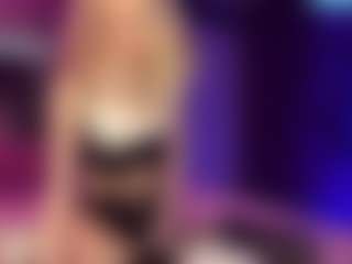 Live cam show with Adriana - Genital Piercings on LiveSexCams6