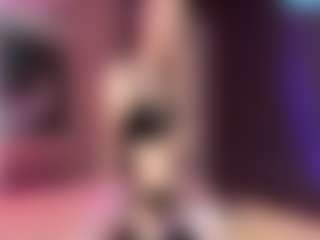 Live cam show with Adriana - Petite Young Adult on CamClone
