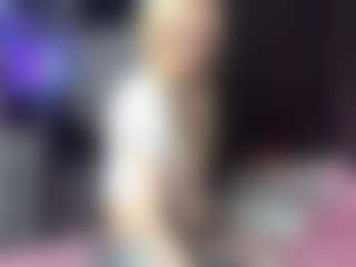 Live cam show with Adriana - Tittyfuck on Dolls Live