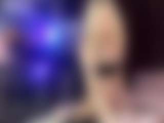 Live cam show with Adriana - Nipple Piercings on crypto-cams