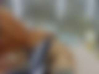 Live cam show with Roxy-Sweett - Body Massage on Camiplay Live