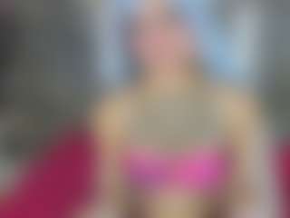 Live cam show with Roxy-Sweett - Facial on Camsoda