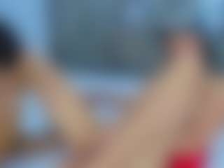 Live cam show with HAILY AND DAVID - Dirty Talk on AdultVida.com
