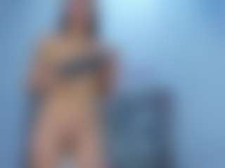 Live cam show with HAILY AND DAVID - Facial on Camsoda