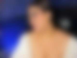 Live cam show with Innaxl - Thick on SquirtSoMuch