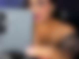 Live cam show with Innaxl - Thick on Camsoda