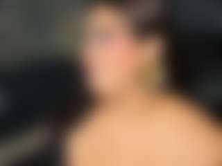 Live cam show with Innaxl - Brown Hair MILF on livesuperchat.net