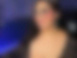 Live cam show with Innaxl - Body Massage on Livezox