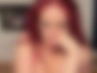 MizLuxxey's Live Sex Cam Show