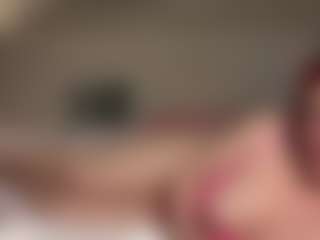 MizLuxxey's Live Sex Cam Show