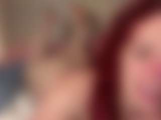 MizLuxxey's Live Sex Cam Show