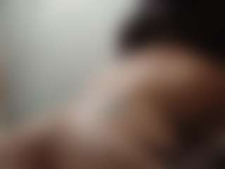 Live cam show with PrettyBeaGetsMoney92 - Ball Sucking on Camsoda