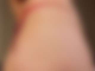 Spettacolo in cam dal vivo con Kanmi - Body Massage su Camsoda